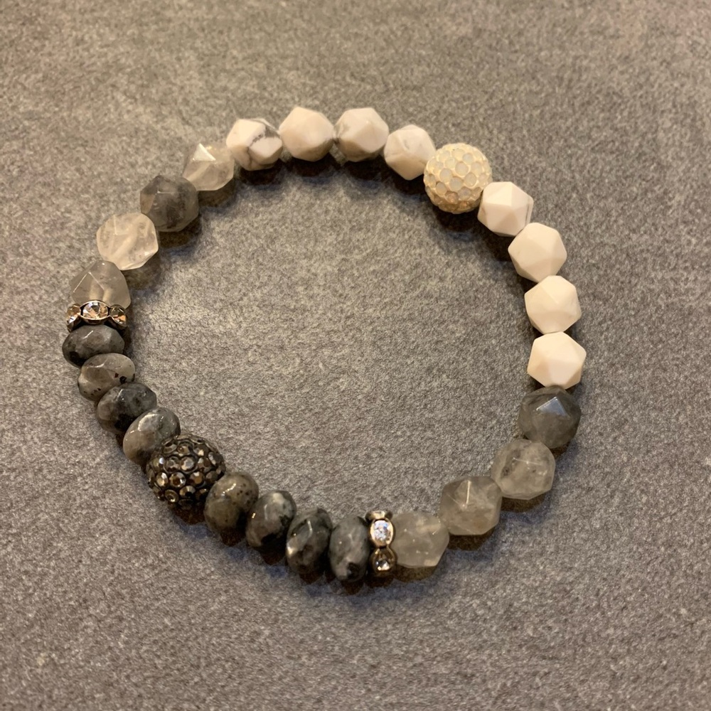 Black and White Beaded Bracelet
